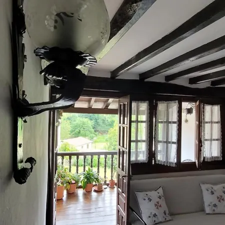 Проживание в семье Casa Del Lavadero Сантильяна-дель-Мар